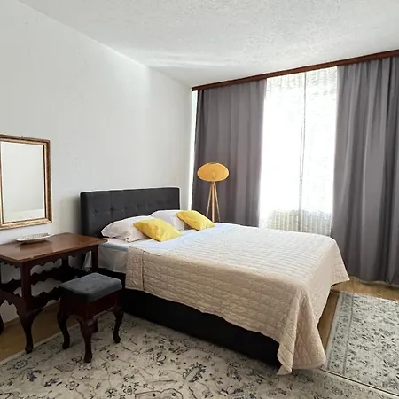 Bosnian House 4*