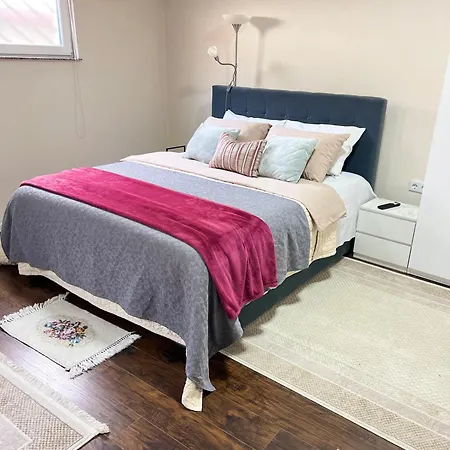 Πανσιόν Bosnian House Hrasnica