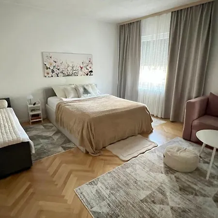 Bosnian House Πανσιόν Hrasnica