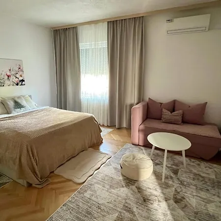 Bosnian House Hrasnica
